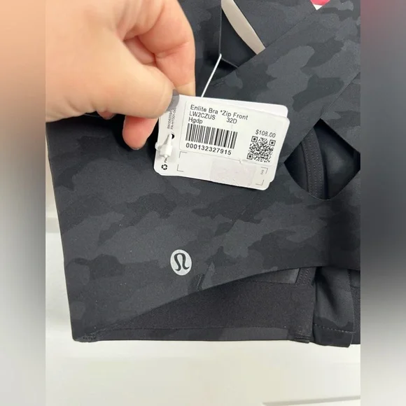 32D Lululemon Enlite Bra